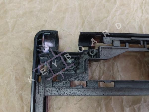 Нижня частина Lenovo Thinkpad Edge E531